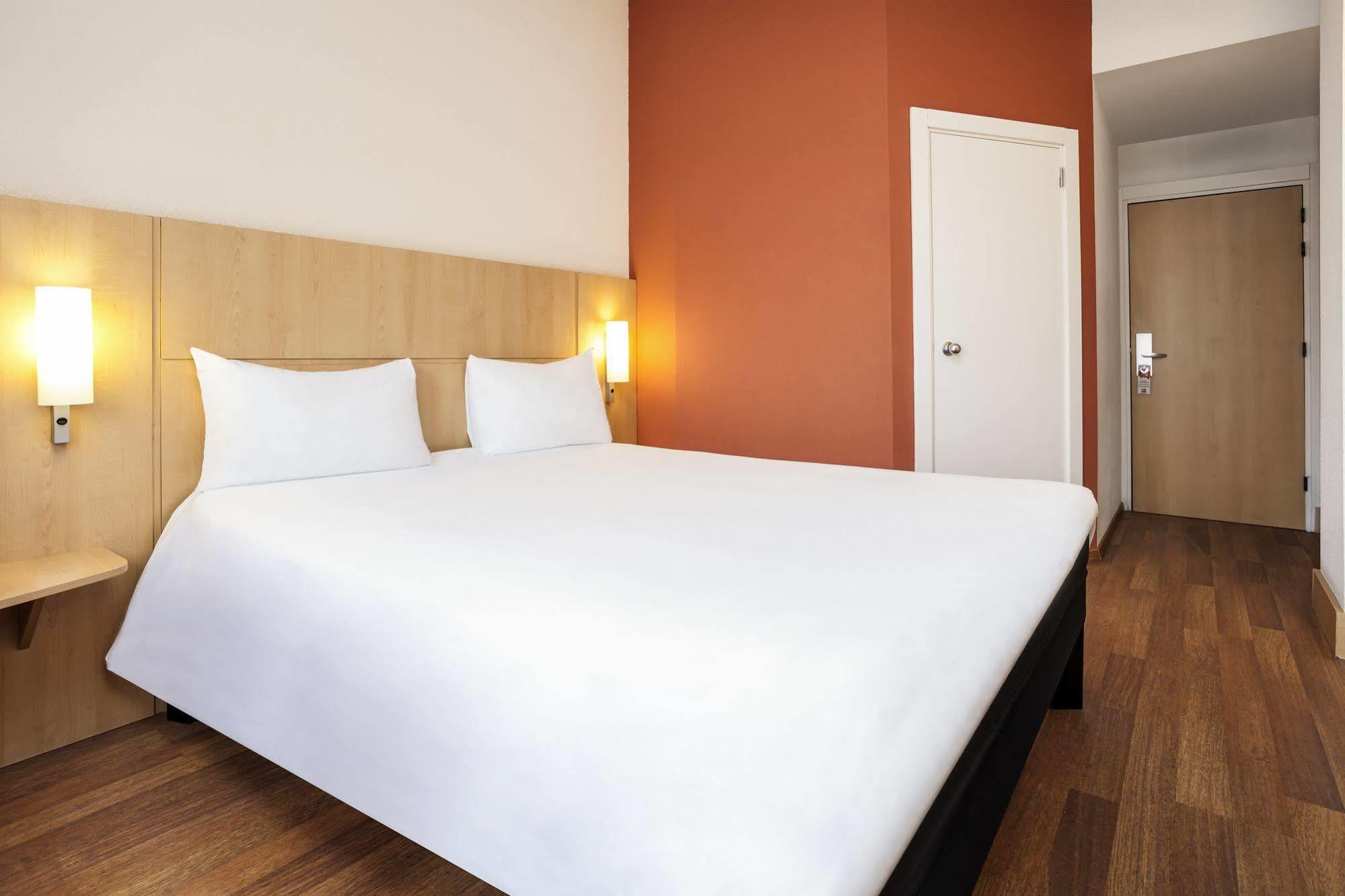 Ibis Budget Costa Brava Gasthof Gerona